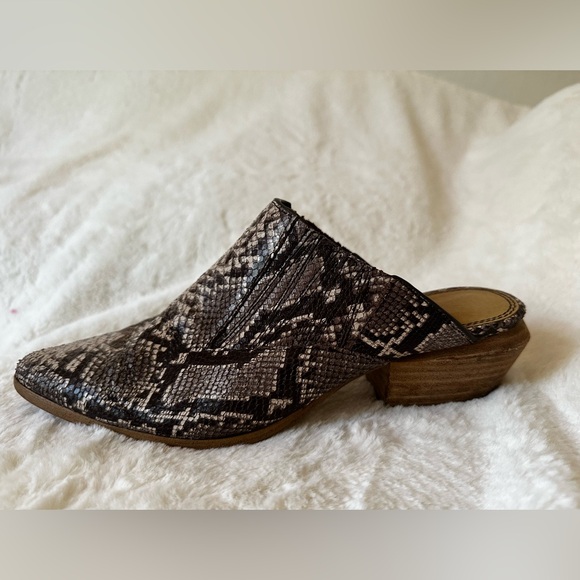Splendid Hailee 2 Stacked Heel Mules - Snakeskin Neutral - Picture 4 of 7